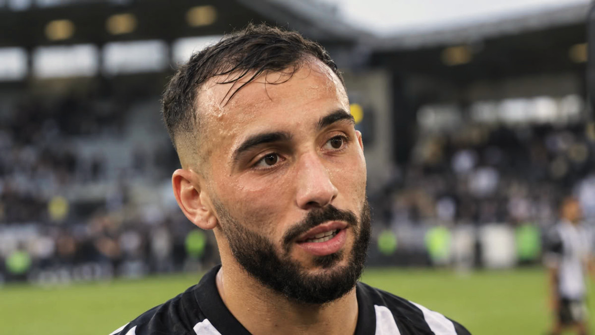 Himad Abdelli clarifie sa sortie sur les remplaçants : ce qu’il a voulu dire