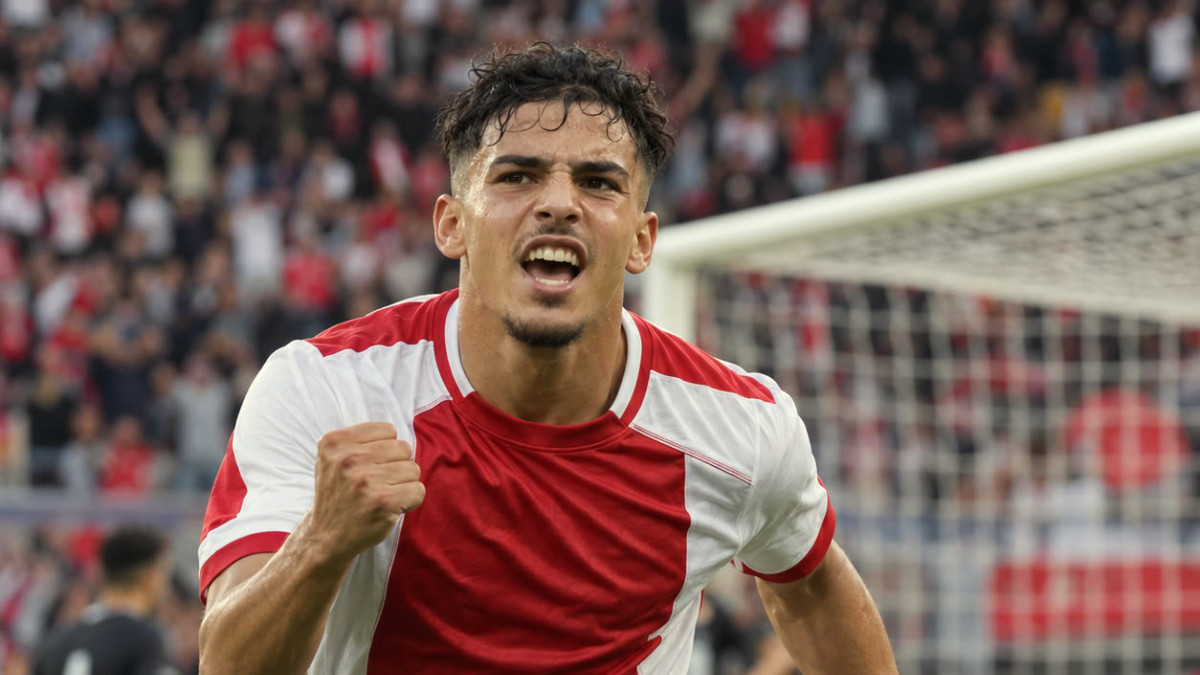 Ilyes Hamache ne s’arrête plus, et ça continue à faire parler en football