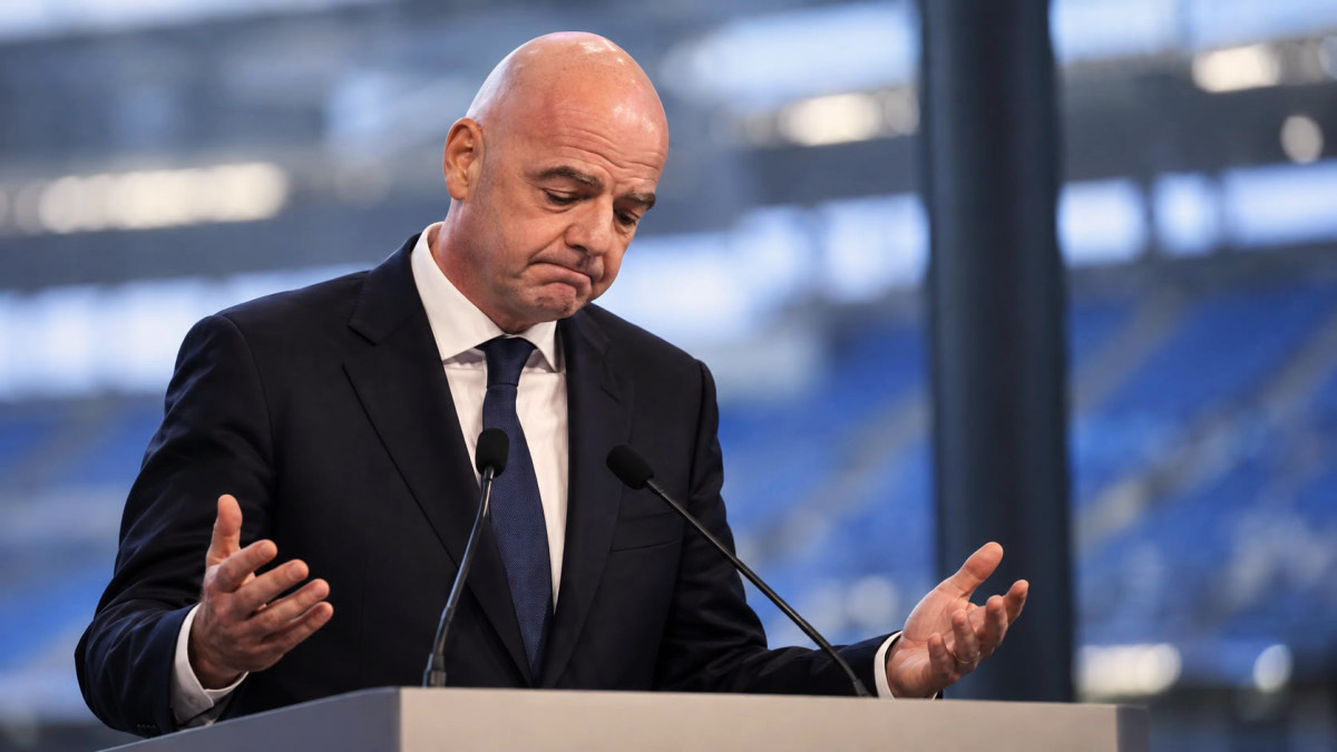 Infantino présente ses excuses pour avoir vendu la Coupe du monde