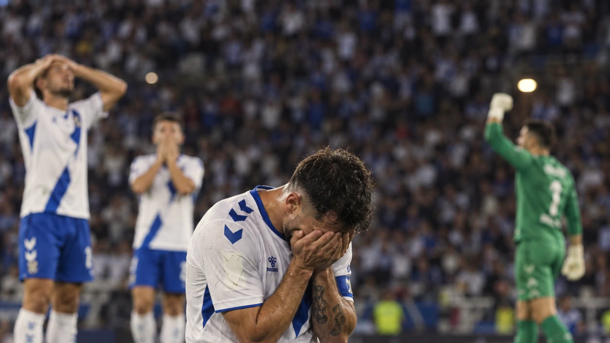 Nacho Gil manque un penalty à la 91e minute : Tenerife reste sans remontée